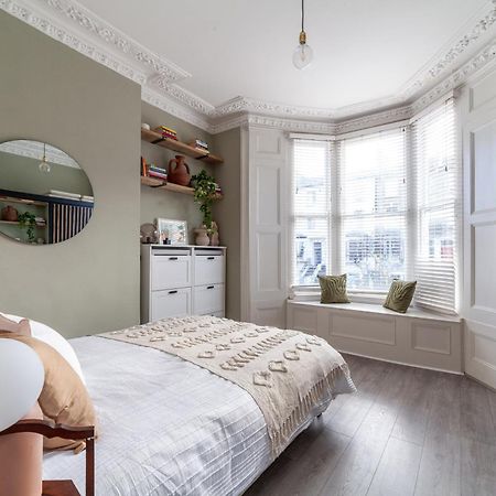 Arte Stays - 2 Bed Luxurious Flat, Garden, 5Min Dalston St., Parking Available, Serviced Accommodation - Up To 5 Ppl London Exterior photo